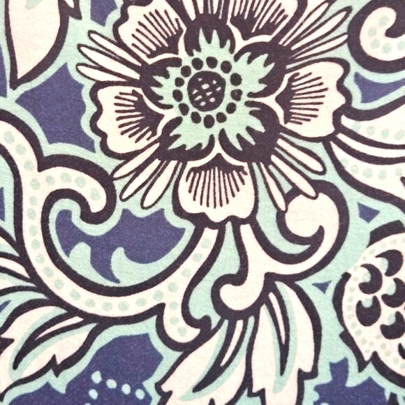 Westport long coldshoulder blue tunic 1X plus size,Floral Romantic Resort Vacay - Picture 6 of 6